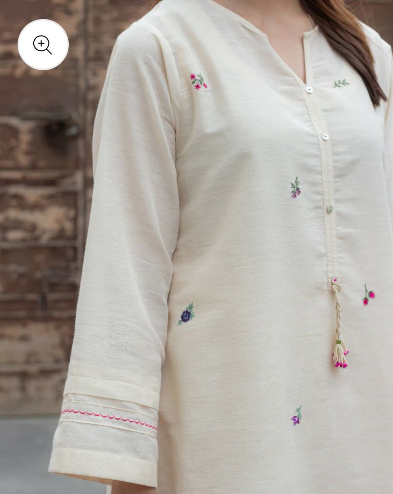 Elegant Embroidered Kurta SET