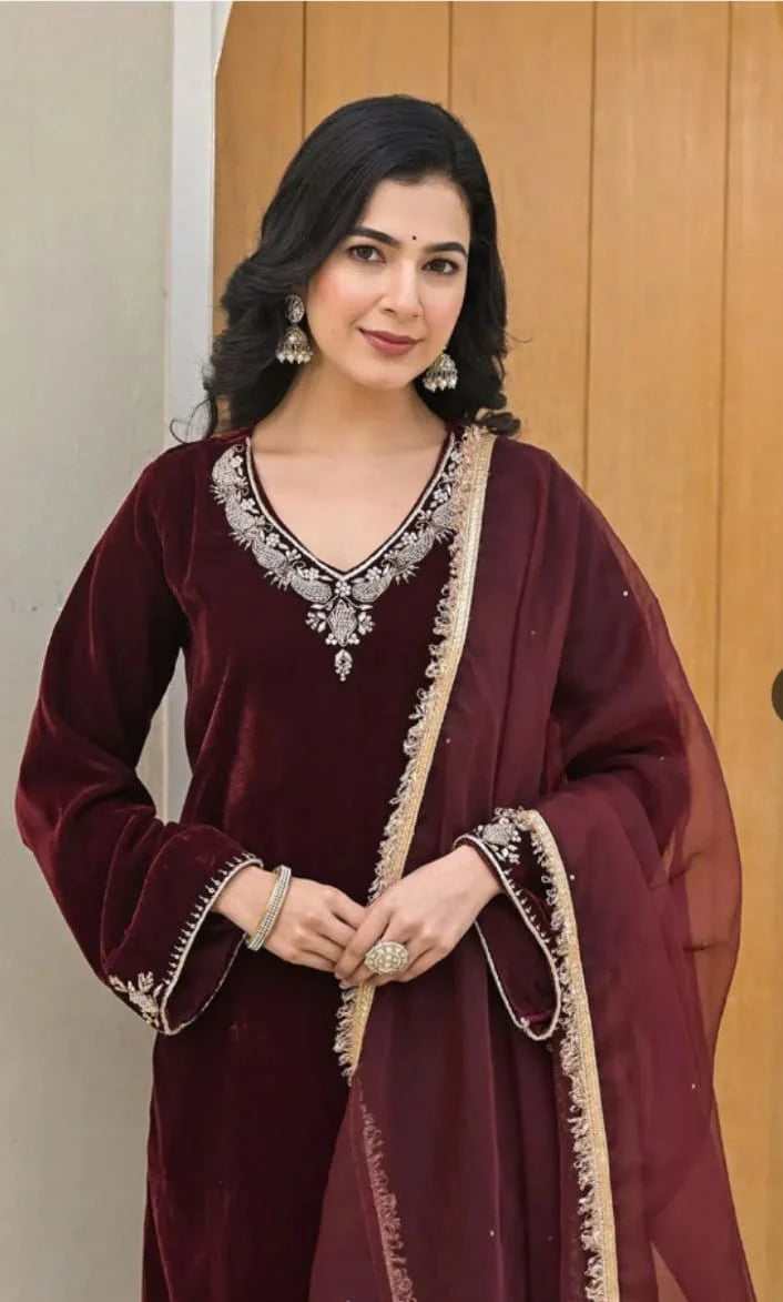Elegant Velvet 3-Piece Suit