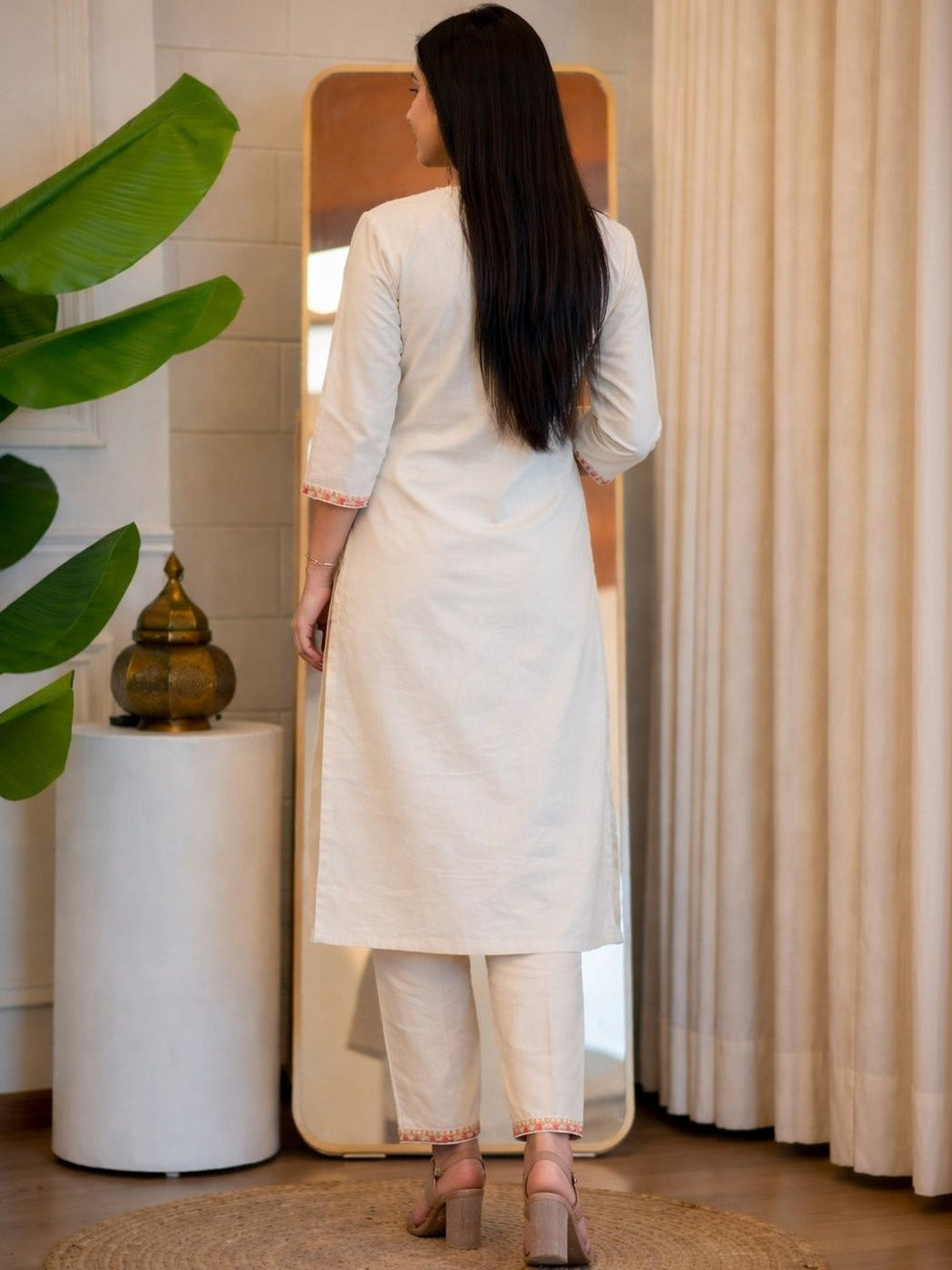 Elegant Off-White Floral Embroidered Cotton Kurta Set